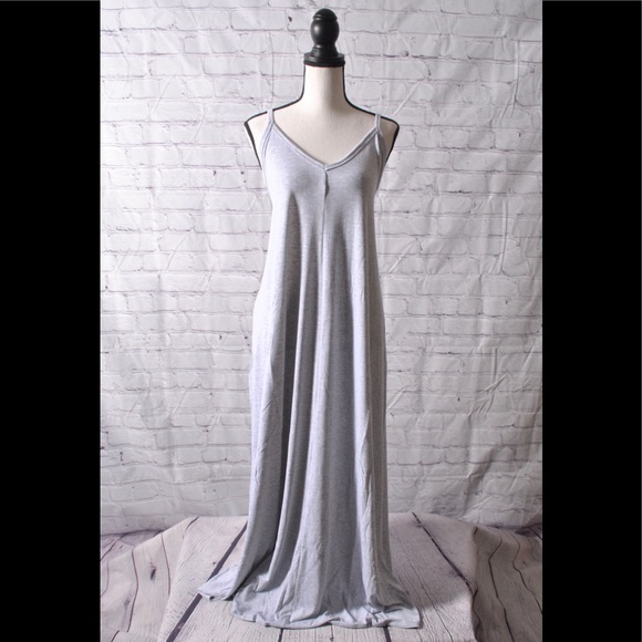 Zenana Premium Plus Size Maxi Dress W/ Pockets Grey 1X, 2X - Picture 9 of 9